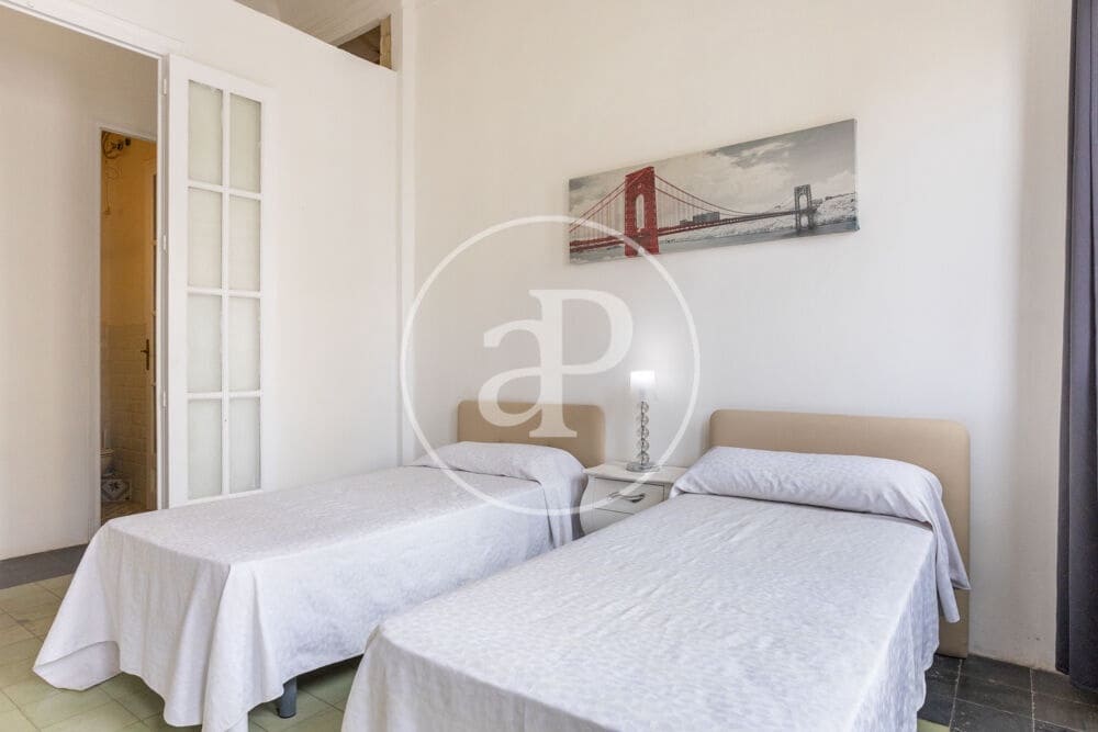 2 soverom Leilighet til leie i Valencia by - € 1 500 (Ref: 9791135)