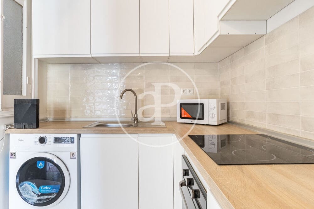 2 soverom Leilighet til leie i Valencia by - € 1 500 (Ref: 9791135)