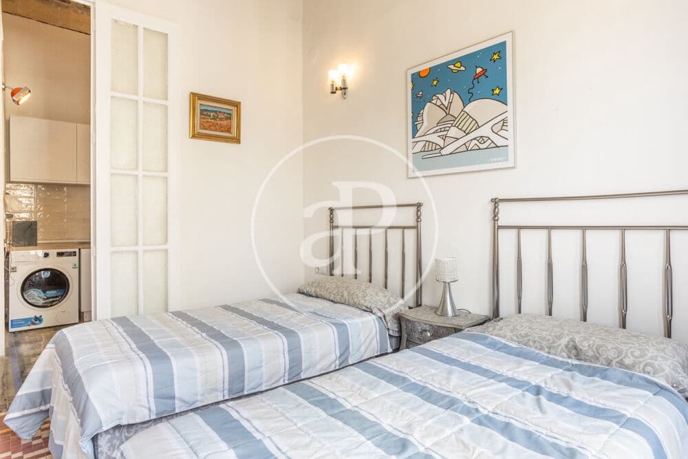 2 soverom Leilighet til leie i Valencia by - € 1 500 (Ref: 9791135)