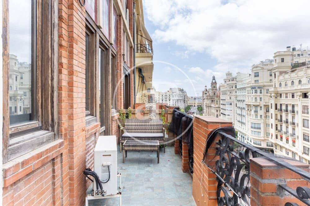2 soverom Leilighet til leie i Valencia by - € 1 500 (Ref: 9791135)