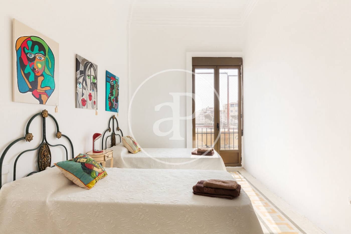 3 soverom Leilighet til leie i Valencia by - € 2 500 (Ref: 9791136)