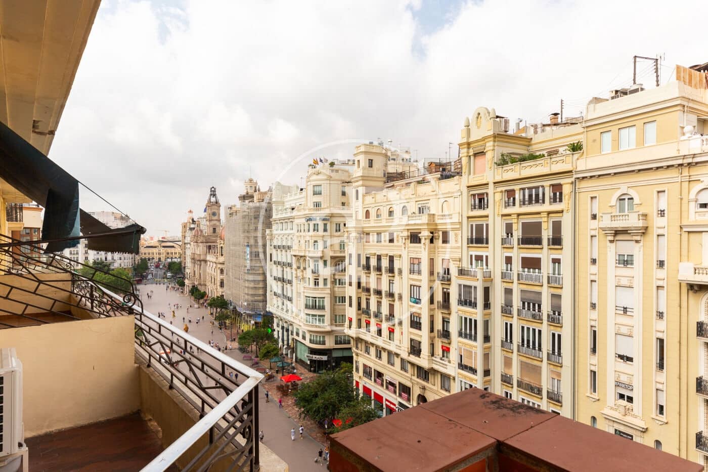 3 soverom Leilighet til leie i Valencia by - € 2 500 (Ref: 9791136)