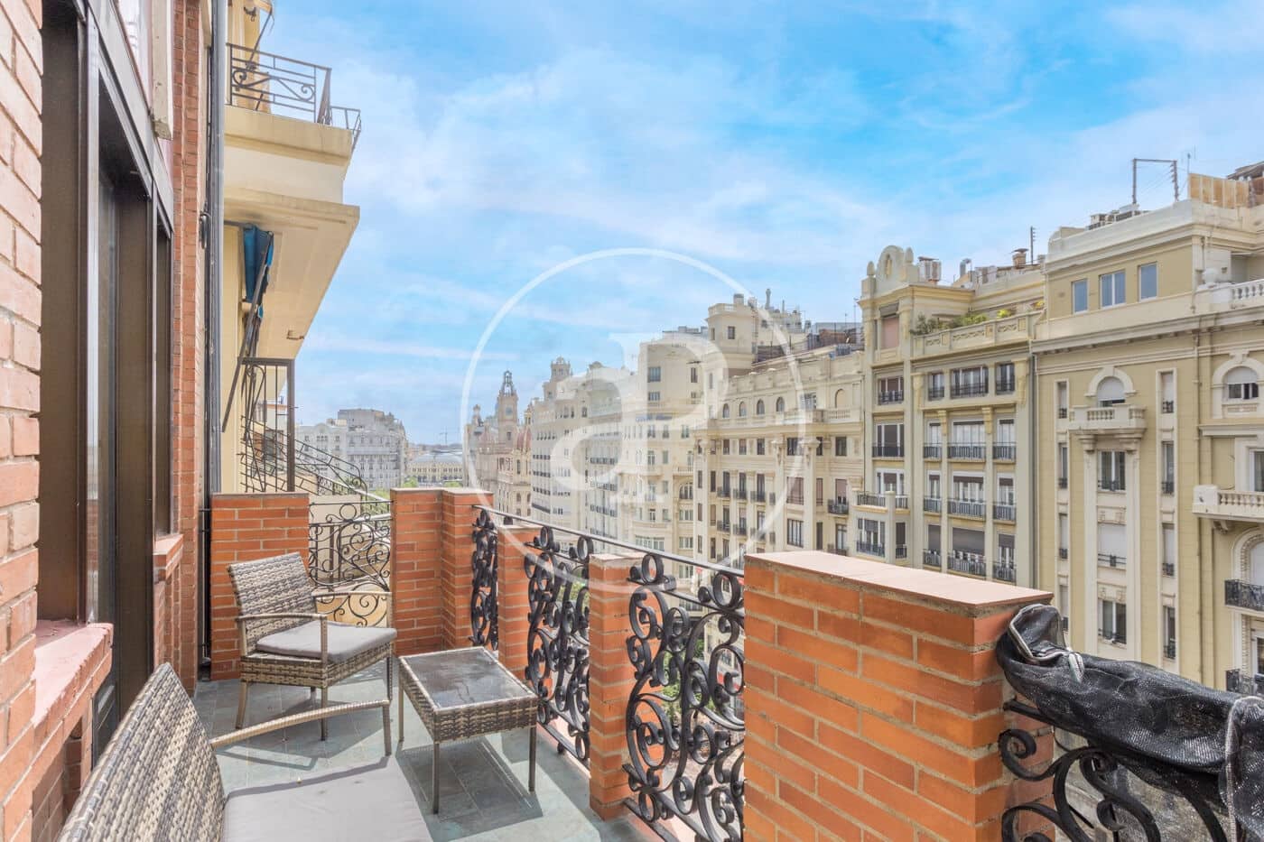 3 bedroom Apartment for rent in Valencia city - € 2,500 (Ref: 9791136)