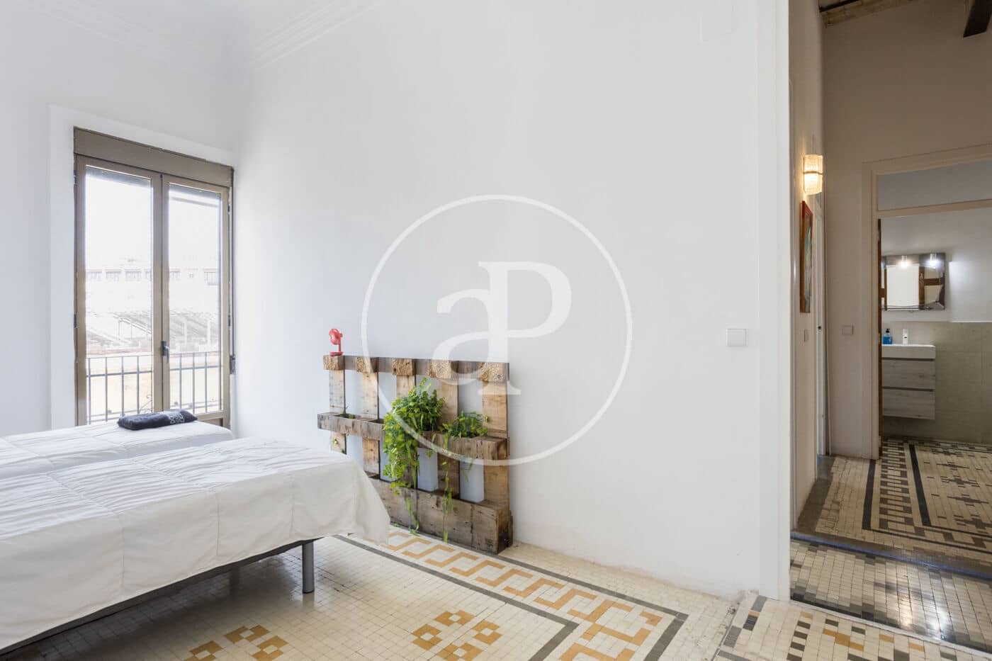 3 bedroom Apartment for rent in Valencia city - € 2,500 (Ref: 9791136)