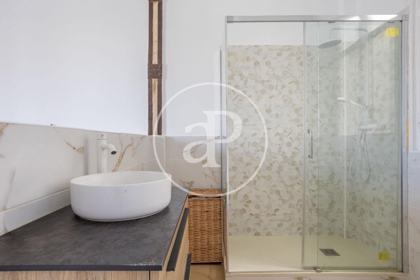 3 bedroom Apartment for rent in Valencia city - € 2,500 (Ref: 9791136)