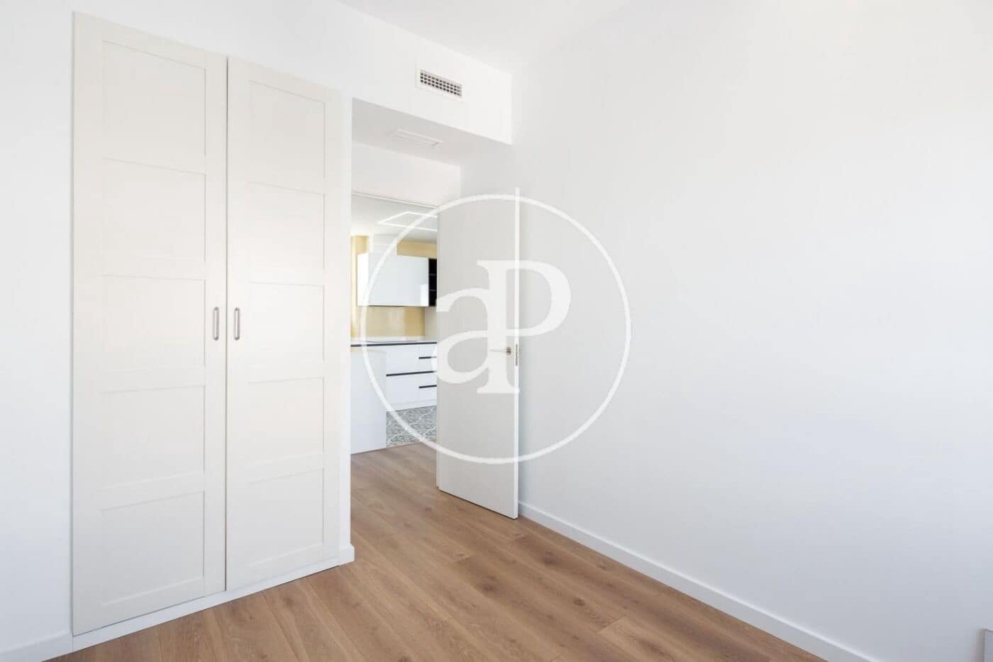 2 makuuhuone Kattohuoneisto vuokrattavana paikassa Valencia kaupunki - 2 000 € (Ref: 9791138)