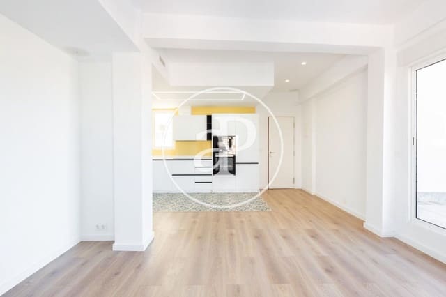 2 slaapkamer Penthouse te huur in Russafa, Valencia stad - € 2.000 (Ref: 9791138)