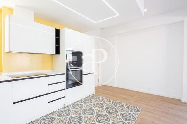 2 slaapkamer Penthouse te huur in Russafa, Valencia stad - € 2.000 (Ref: 9791138)