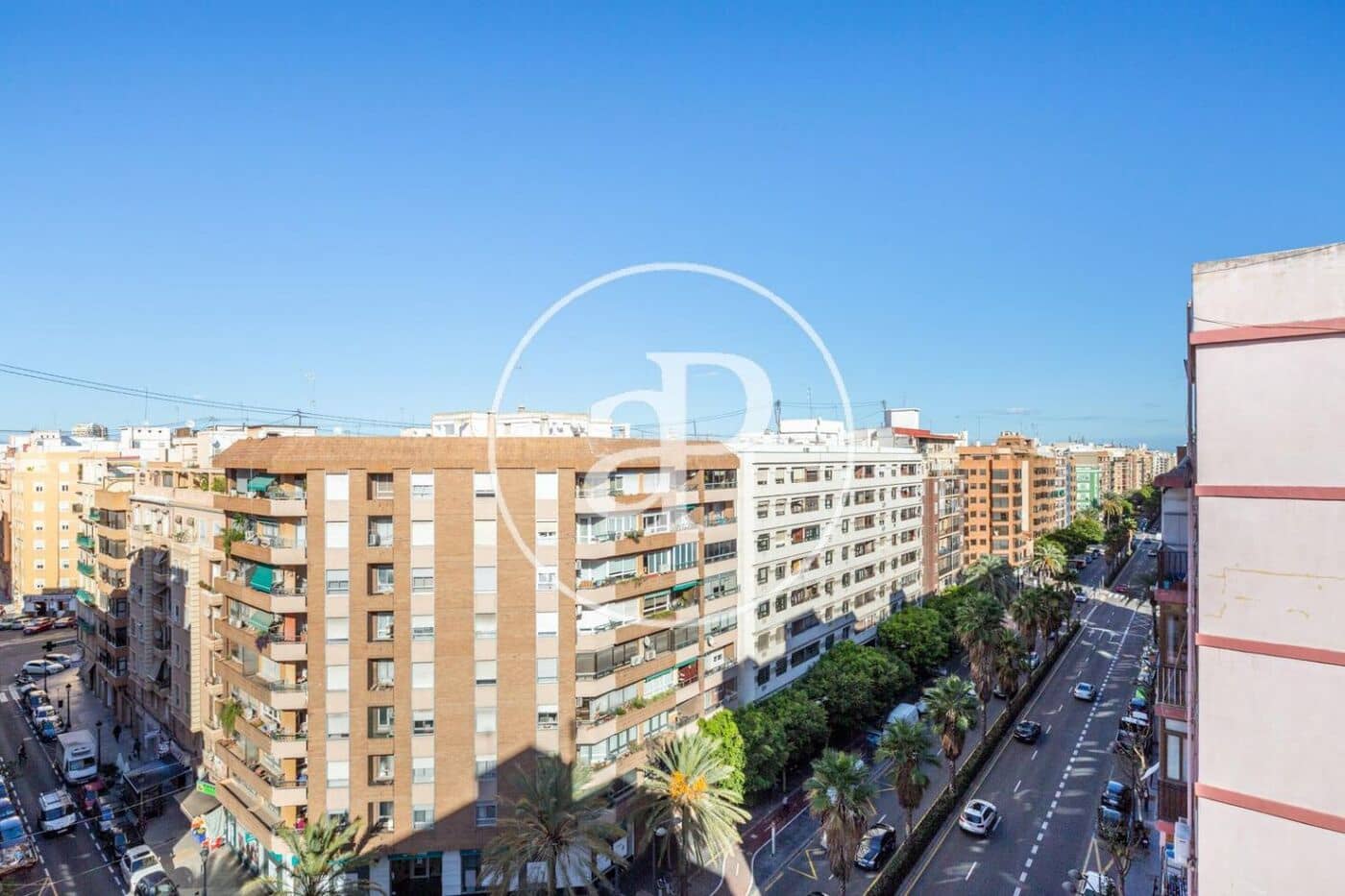 2 makuuhuone Kattohuoneisto vuokrattavana paikassa Valencia kaupunki - 2 000 € (Ref: 9791138)