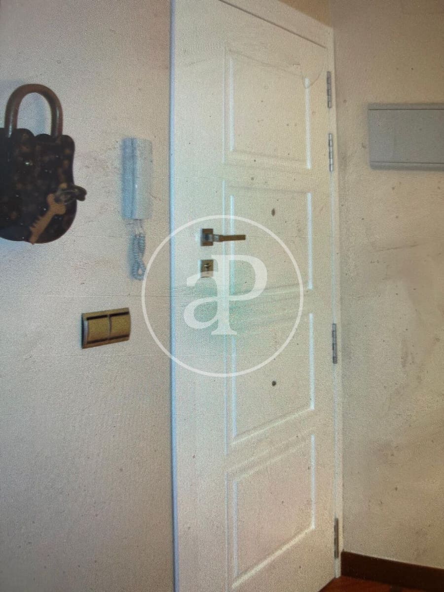 3 Zimmer Apartment zu vermieten in Valencia Stadt - 2.000 € (Ref: 9791139)