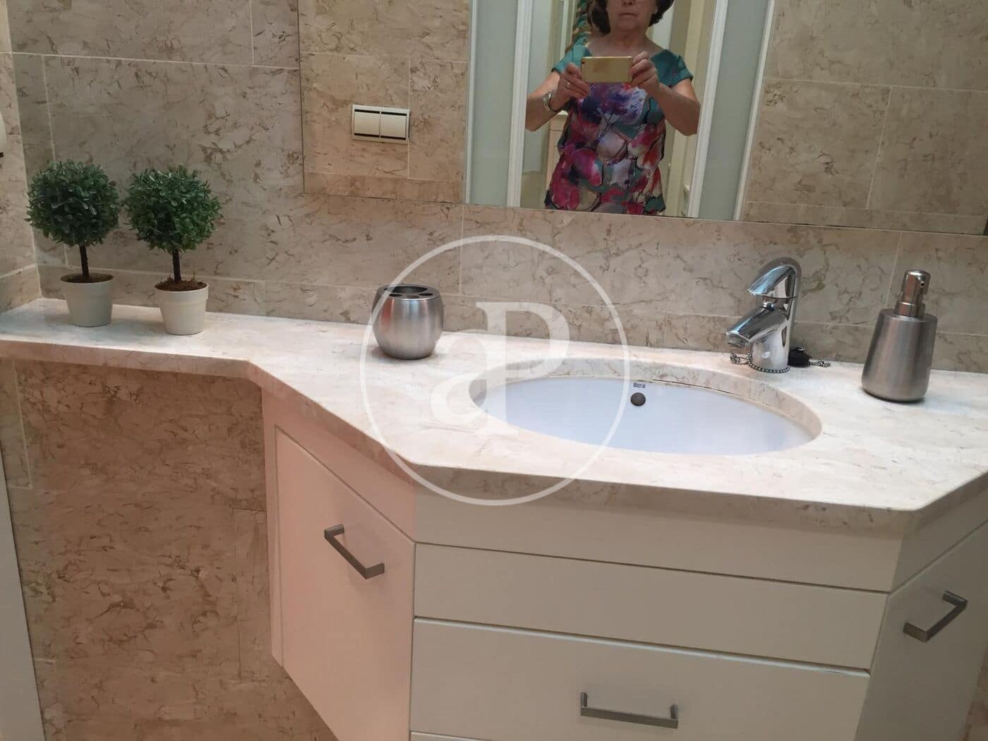3 Zimmer Apartment zu vermieten in Valencia Stadt - 2.000 € (Ref: 9791139)