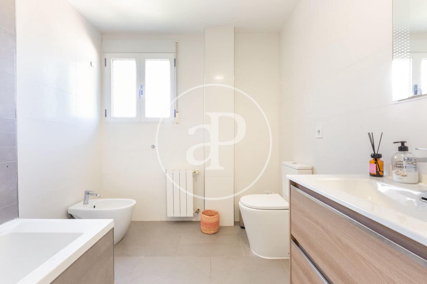 4 soveværelse Villa til salg i San Antonio de Benageber med swimmingpool - € 590.000 (Ref: 9794740)