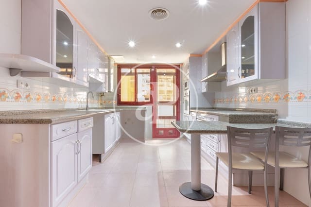 4 sypialnia Apartament na sprzedaż w Mestalla, Miasto Walencja - 850 000 € (Ref: 9794741)