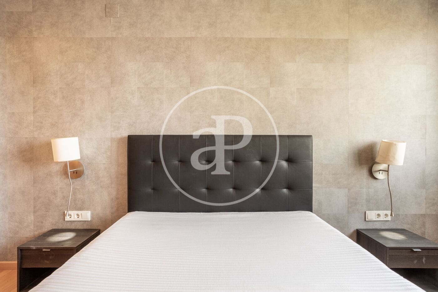 3 soverom Leilighet til leie i Valencia by med garasje - € 2 600 (Ref: 9797218)