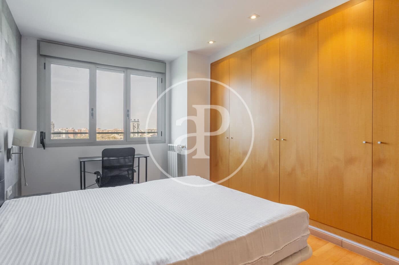 3 soverom Leilighet til leie i Valencia by med garasje - € 2 600 (Ref: 9797218)