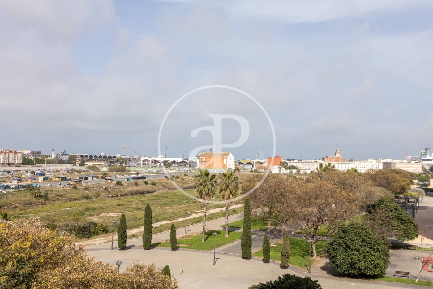 3 soverom Leilighet til leie i Valencia by med garasje - € 2 600 (Ref: 9797218)