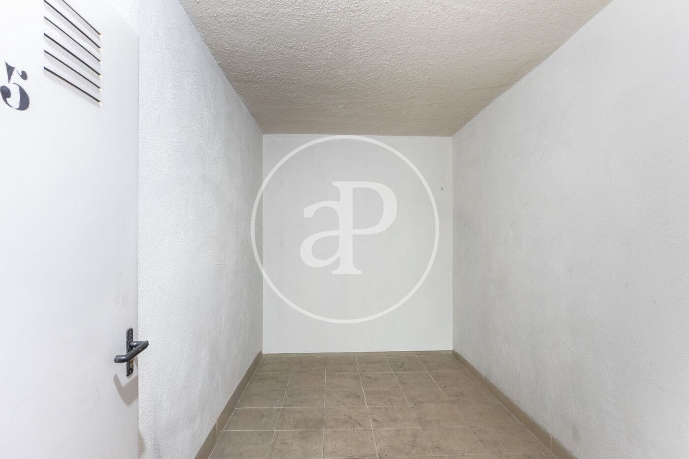 3 soverom Leilighet til leie i Valencia by med garasje - € 2 600 (Ref: 9797218)