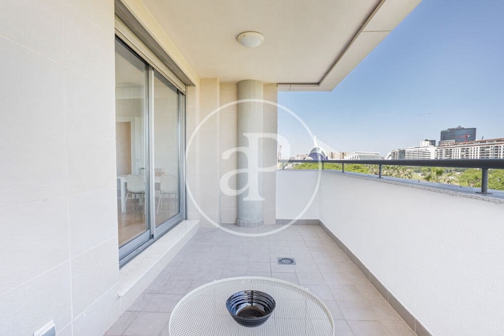 3 slaapkamer Appartement te huur in Valencia stad met garage - € 1.950 (Ref: 9797218)
