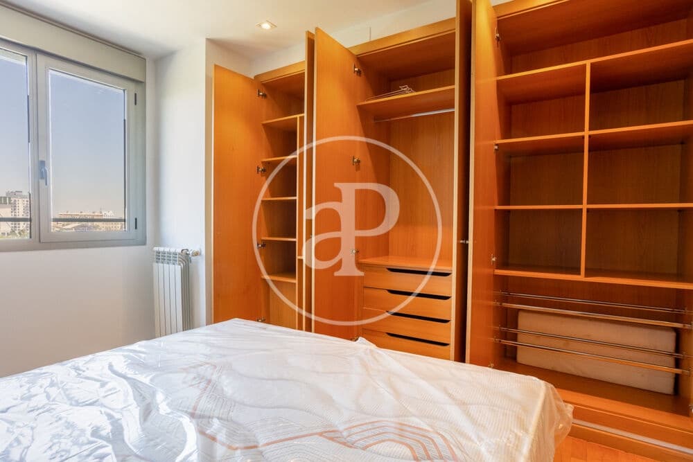 3 slaapkamer Appartement te huur in Valencia stad met garage - € 1.950 (Ref: 9797218)
