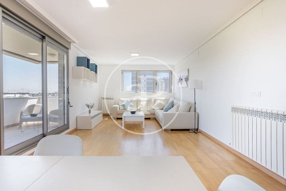 3 slaapkamer Appartement te huur in Valencia stad met garage - € 1.950 (Ref: 9797218)