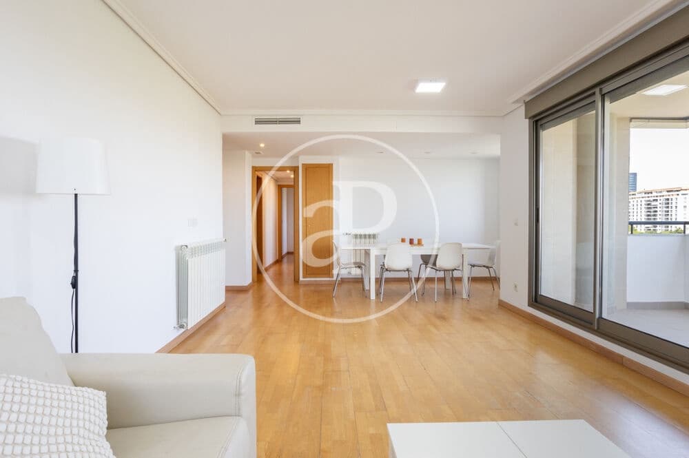 3 slaapkamer Appartement te huur in Valencia stad met garage - € 1.950 (Ref: 9797218)