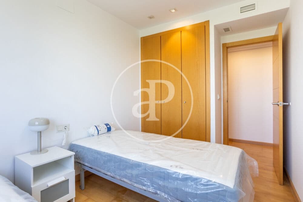 3 slaapkamer Appartement te huur in Valencia stad met garage - € 1.950 (Ref: 9797218)
