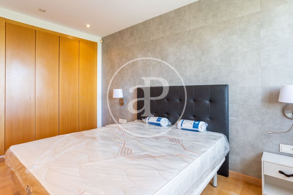 3 slaapkamer Appartement te huur in Valencia stad met garage - € 1.950 (Ref: 9797218)