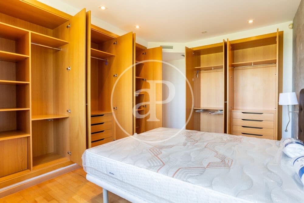 3 slaapkamer Appartement te huur in Valencia stad met garage - € 1.950 (Ref: 9797218)