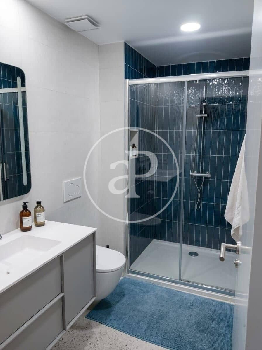 4 camera da letto Appartamento da affittare in Valencia citta - 2.100 € (Rif: 9797219)