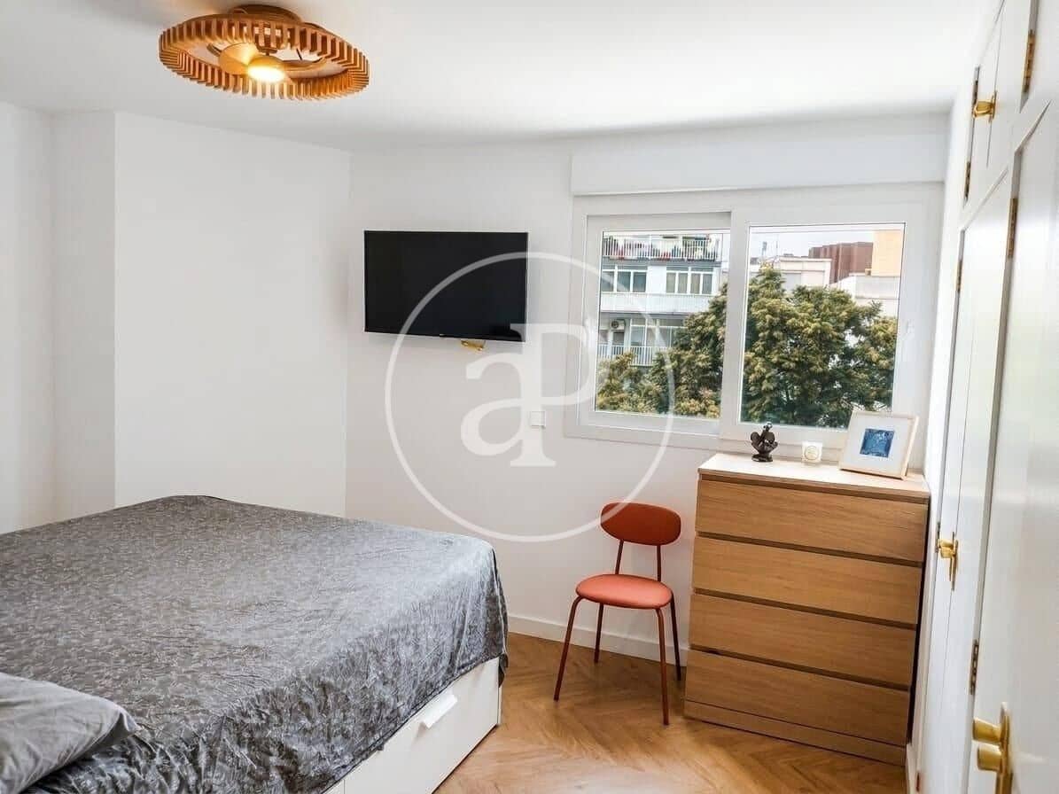4 camera da letto Appartamento da affittare in Valencia citta - 2.100 € (Rif: 9797219)
