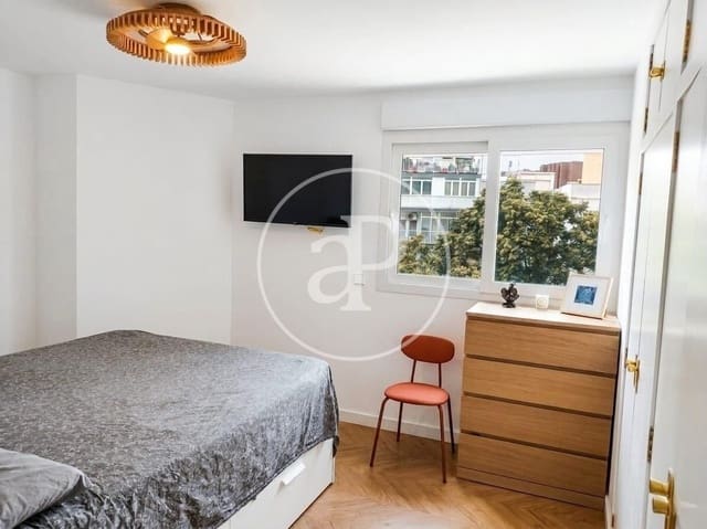 4 camera da letto Appartamento da affittare in En Corts, Valencia città - 2.100 € (Rif: 9797219)
