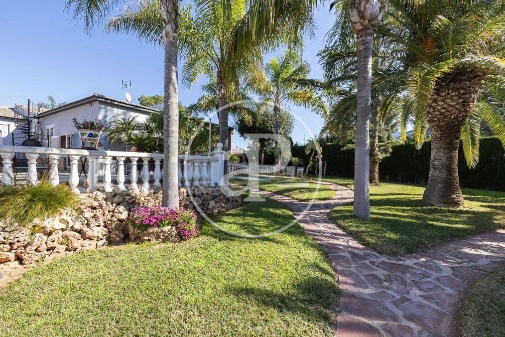 5 soveværelse Lejlighed til salg i La Canada med swimmingpool - € 950.000 (Ref: 9797222)