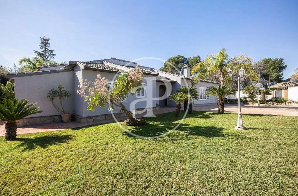 5 soveværelse Lejlighed til salg i La Canada med swimmingpool - € 950.000 (Ref: 9797222)