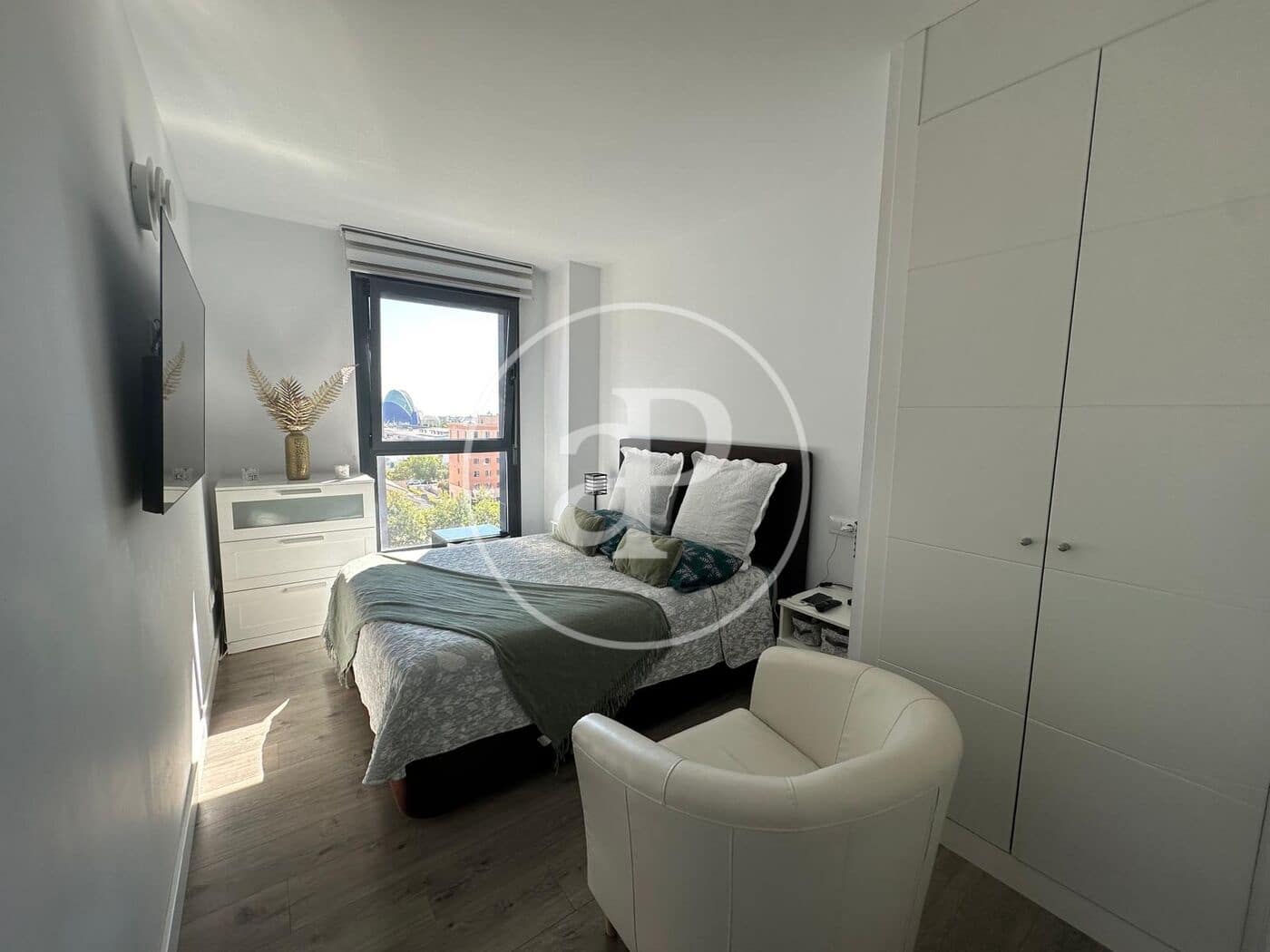 3 bedroom Apartment for rent in Valencia city with pool garage - € 2,600 (Ref: 9797223)