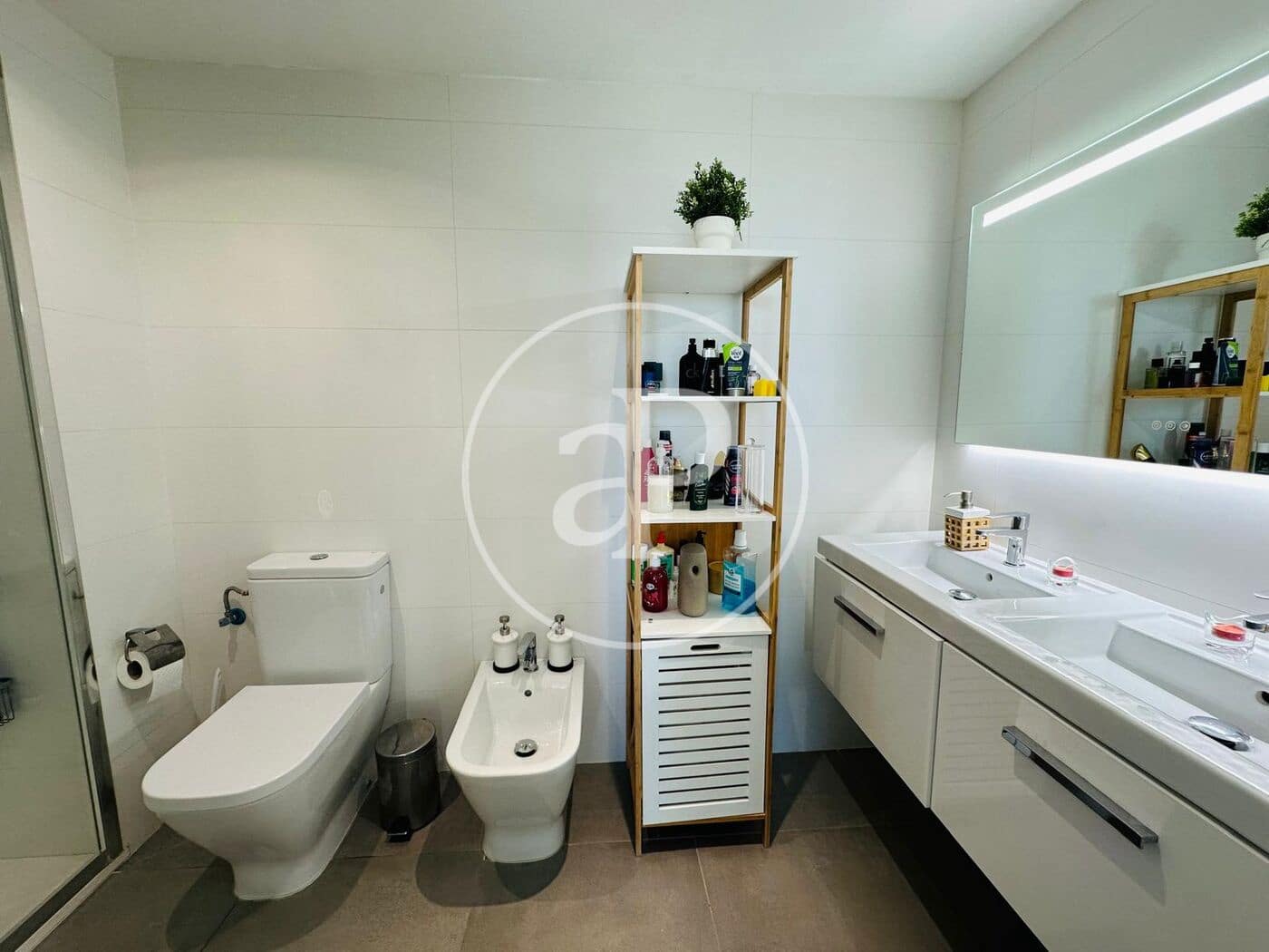 3 bedroom Apartment for rent in Valencia city with pool garage - € 2,600 (Ref: 9797223)