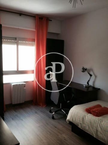 4 slaapkamer Appartement te huur in Ciutat Jardi, Valencia stad - € 1.550 (Ref: 9797224)