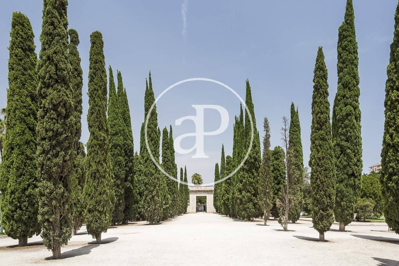 4 slaapkamer Appartement te huur in Valencia stad - € 1.550 (Ref: 9797224)