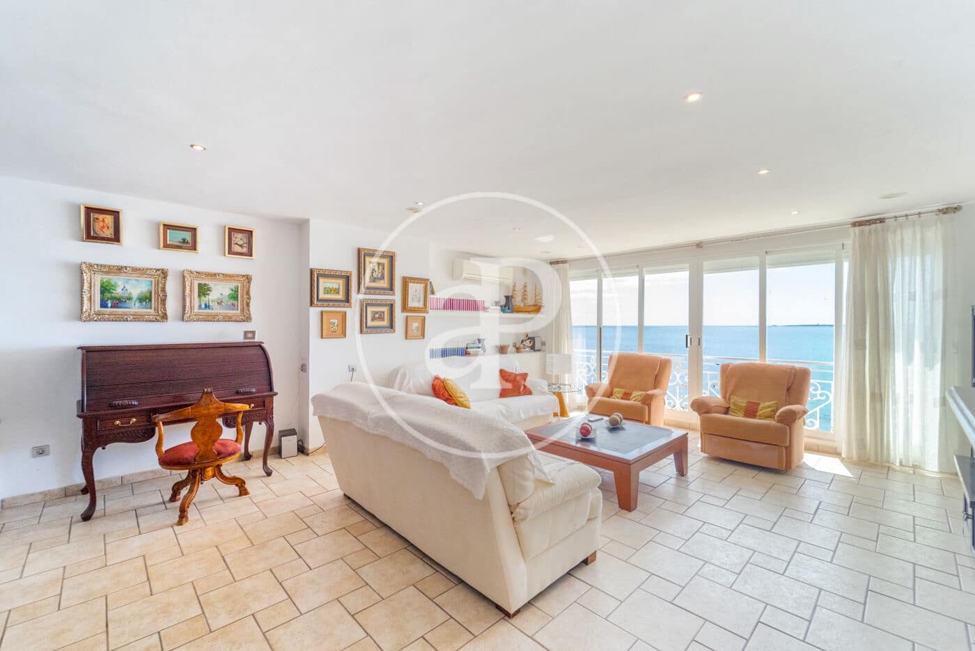 4 slaapkamer Villa te huur in Alicante stad met garage - € 3.000 (Ref: 9799379)