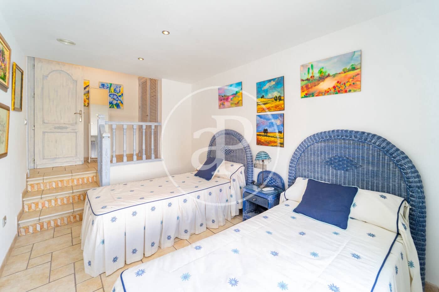 4 slaapkamer Villa te huur in Alicante stad met garage - € 3.000 (Ref: 9799379)