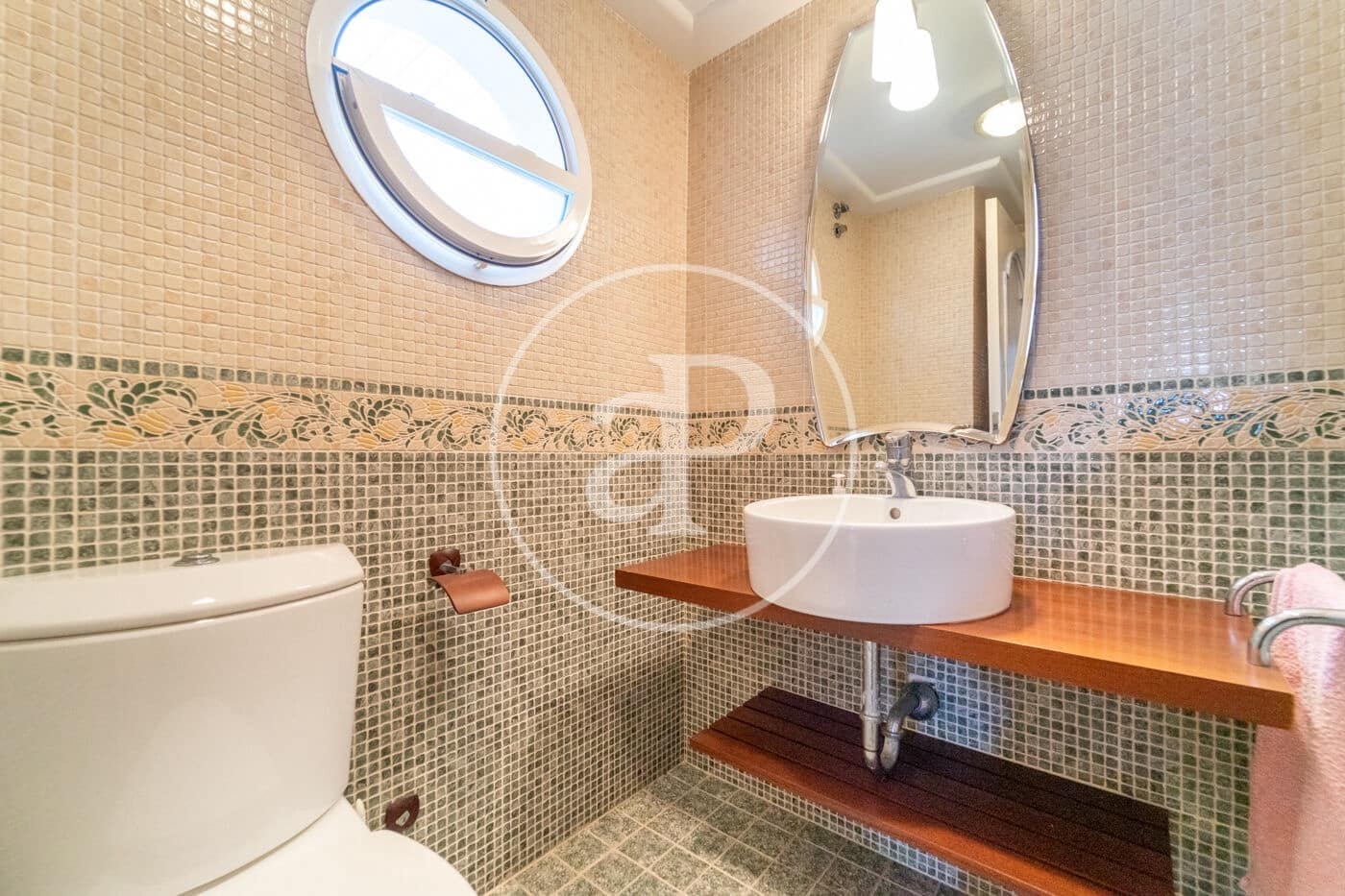 4 slaapkamer Villa te huur in Alicante stad met garage - € 3.000 (Ref: 9799379)