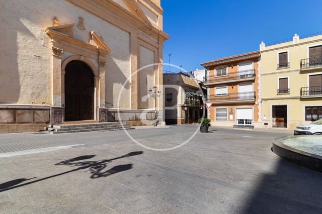 Grunde uden byggetilladelser til salg i Riba-roja de Túria - € 195.000 (Ref: 9799381)