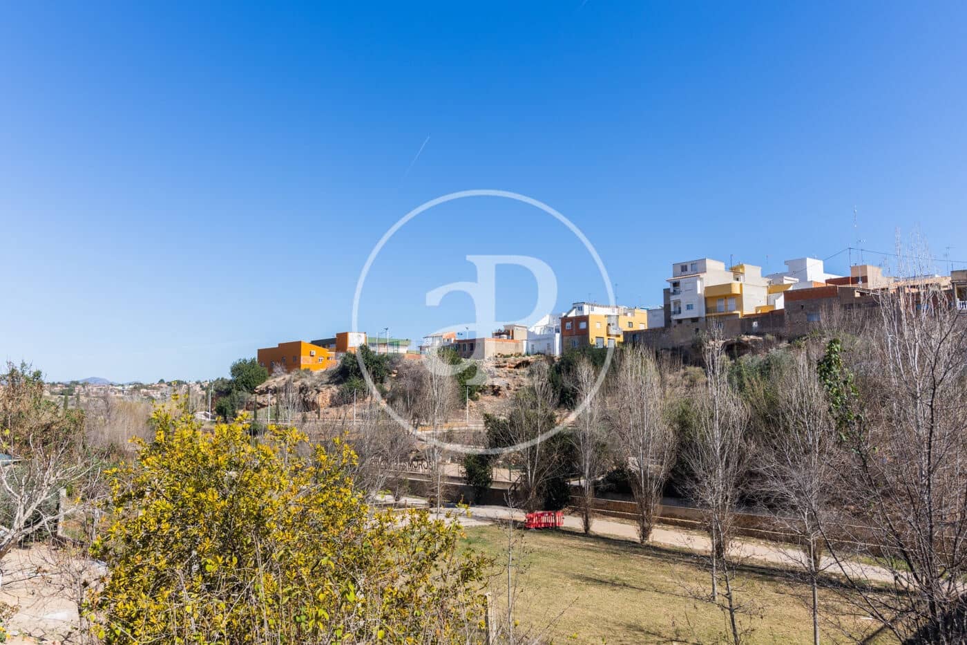 Landgrundstück zu verkaufen in Riba-roja de Turia - 195.000 € (Ref: 9799381)