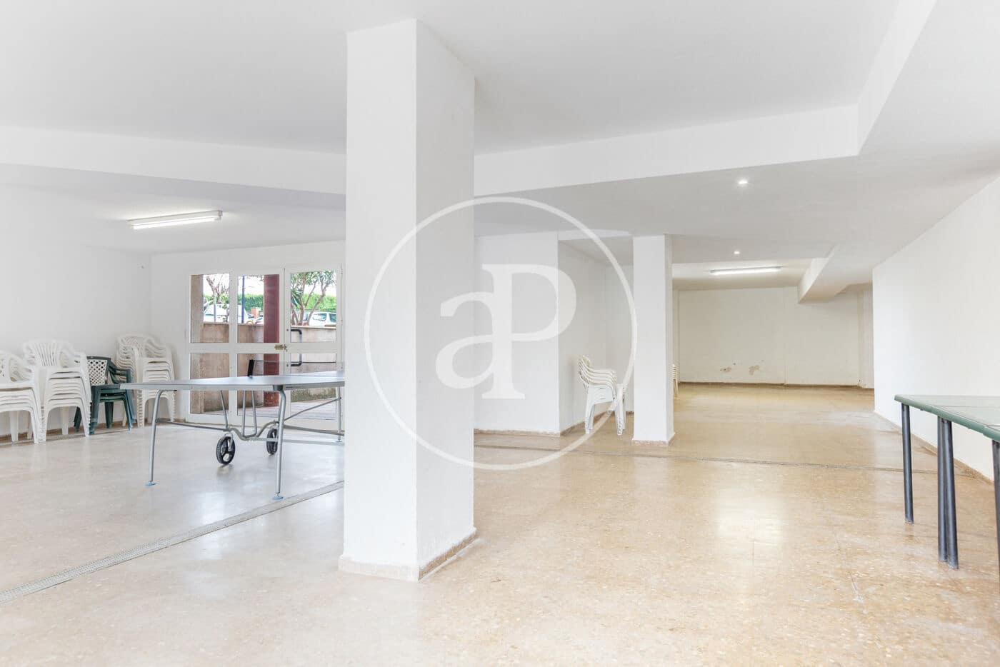 2 bedroom Apartment for rent in Canet d'En Berenguer with pool - € 1,400 (Ref: 9799382)