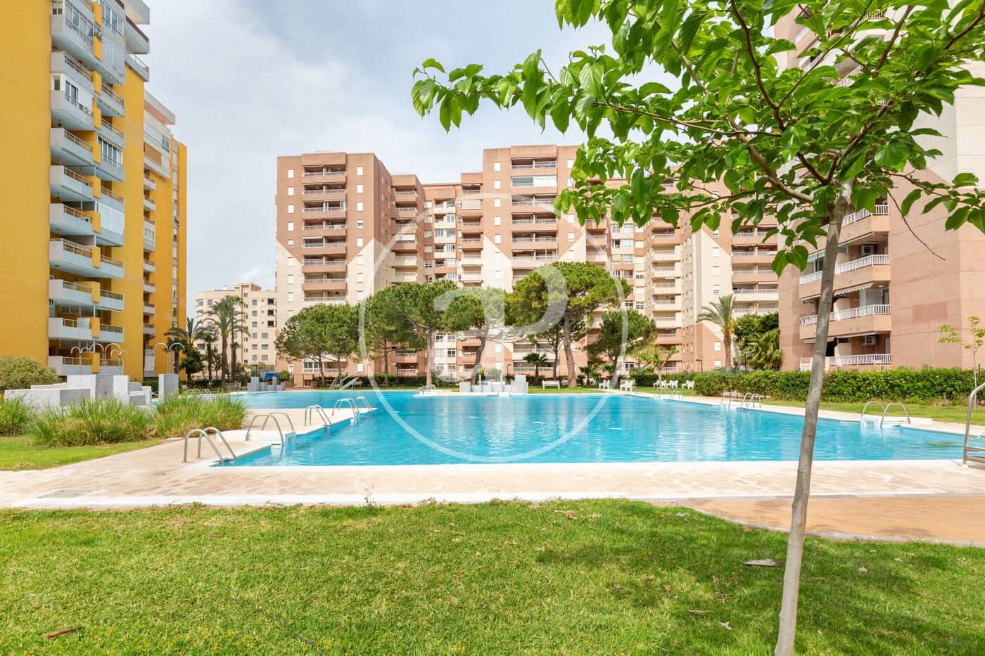 2 bedroom Apartment for rent in Canet d'En Berenguer with pool - € 1,400 (Ref: 9799382)