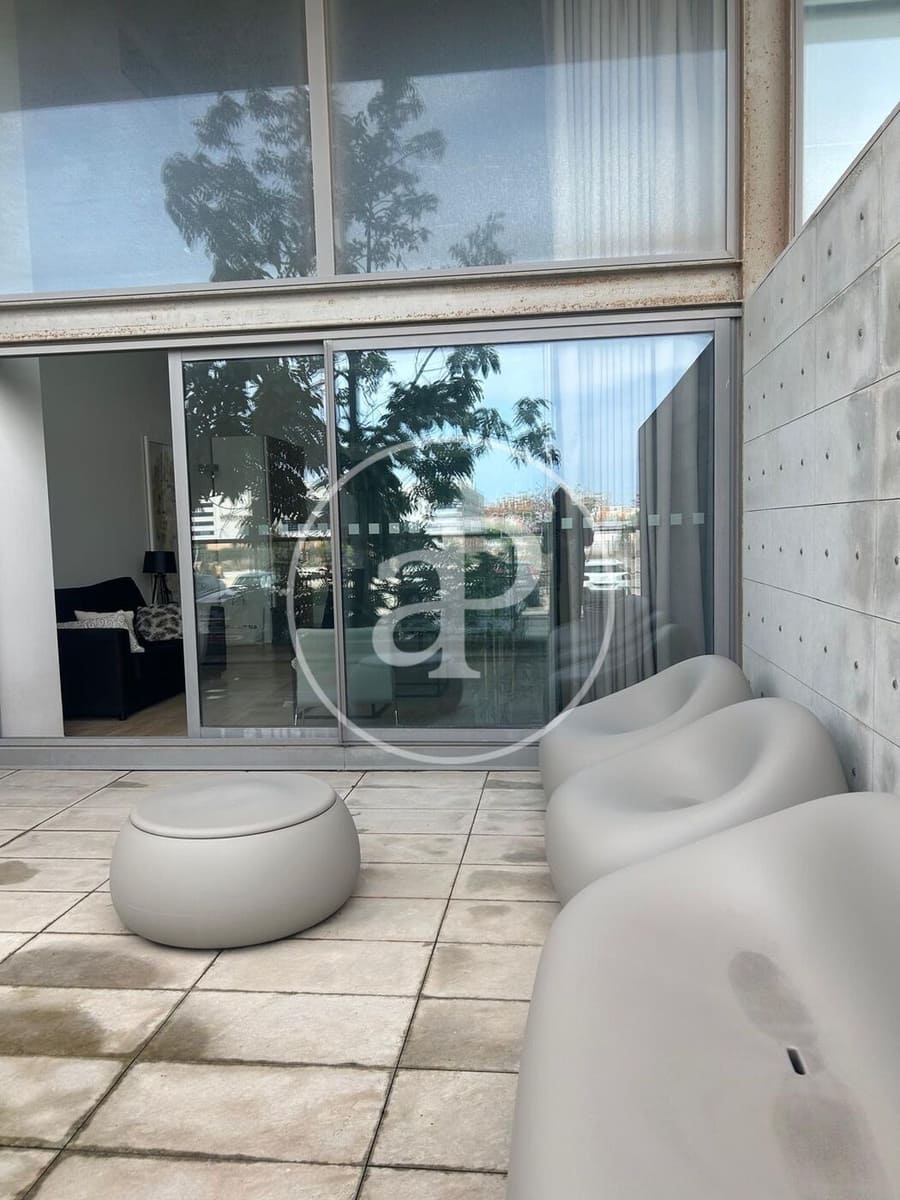 Villa/Maison de 1 chambre à louer à Valence ville avec garage - 1 200 € (Ref: 9804382)