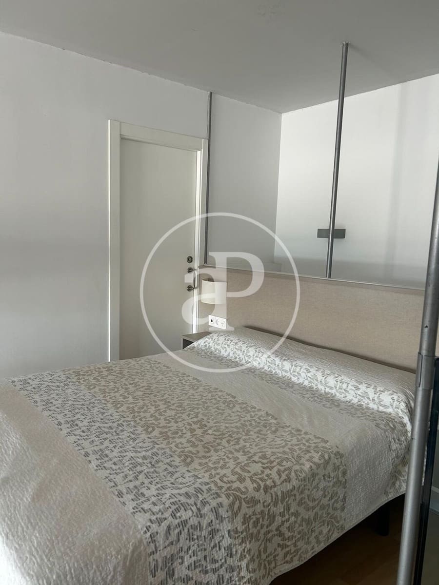 Villa/Maison de 1 chambre à louer à Valence ville avec garage - 1 200 € (Ref: 9804382)
