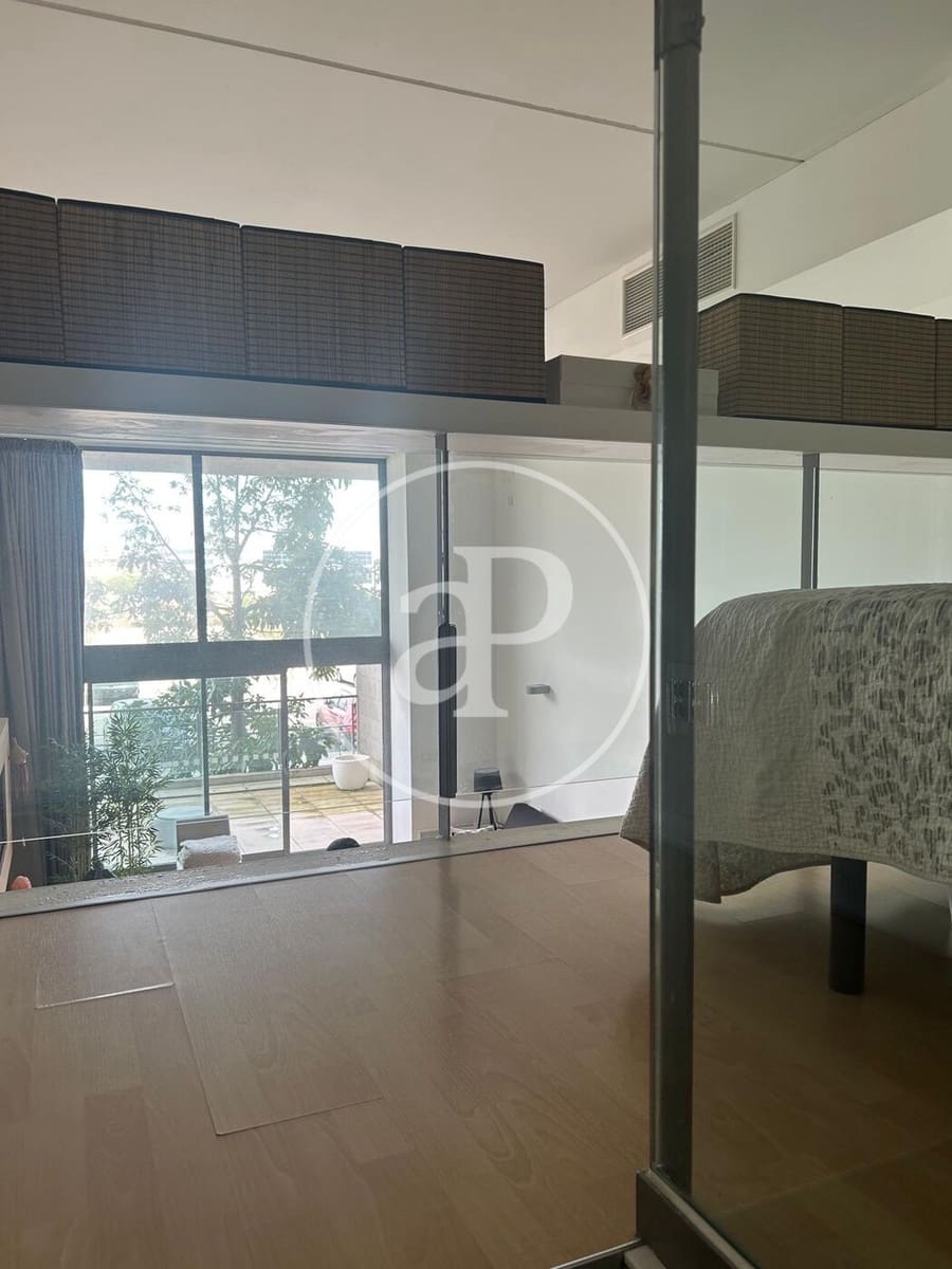 Villa/Maison de 1 chambre à louer à Valence ville avec garage - 1 200 € (Ref: 9804382)