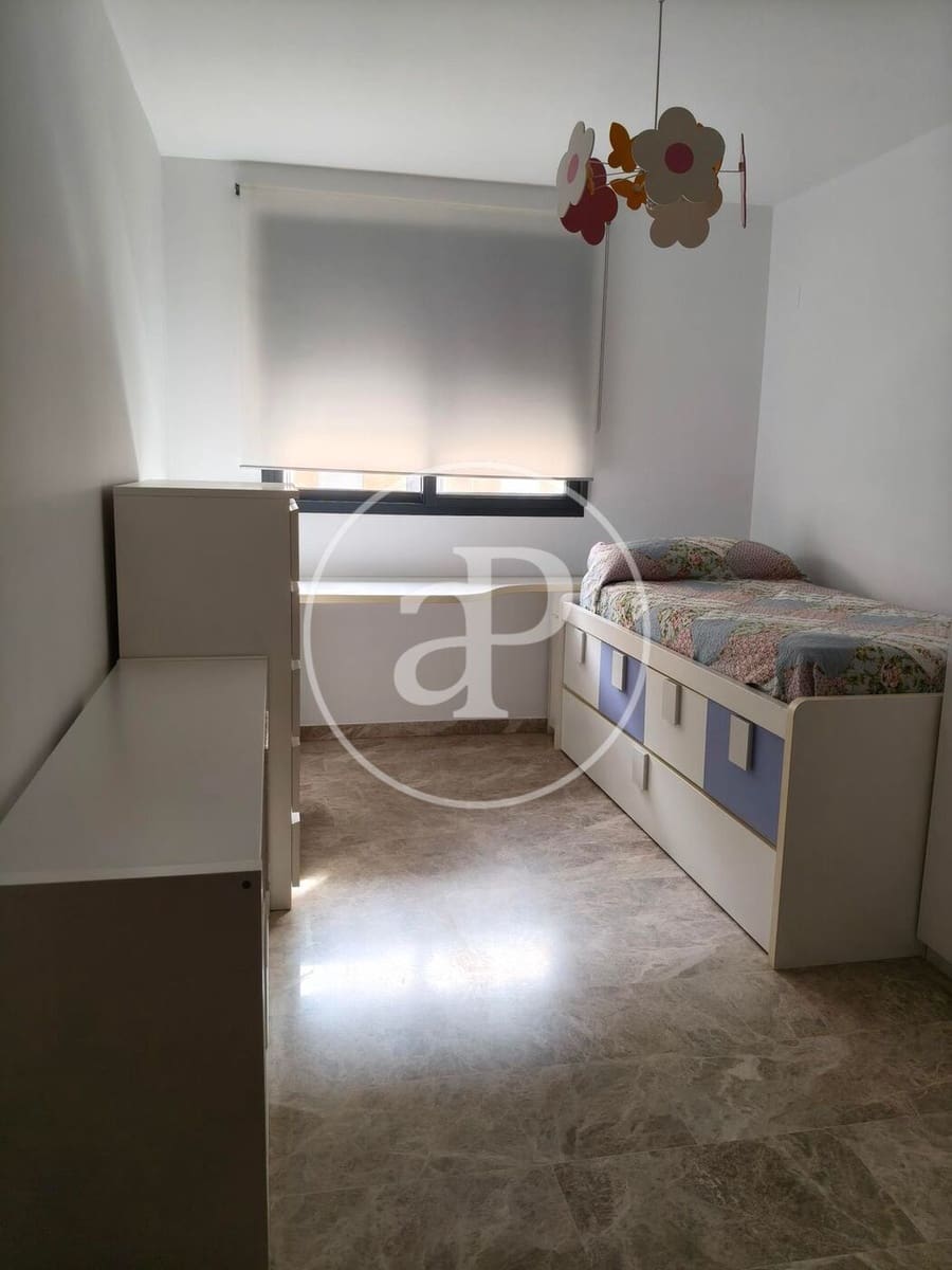 2 makuuhuone Huoneisto vuokrattavana paikassa Paterna mukana uima-altaan 
autotalli - 1 350 € (Ref: 9806542)