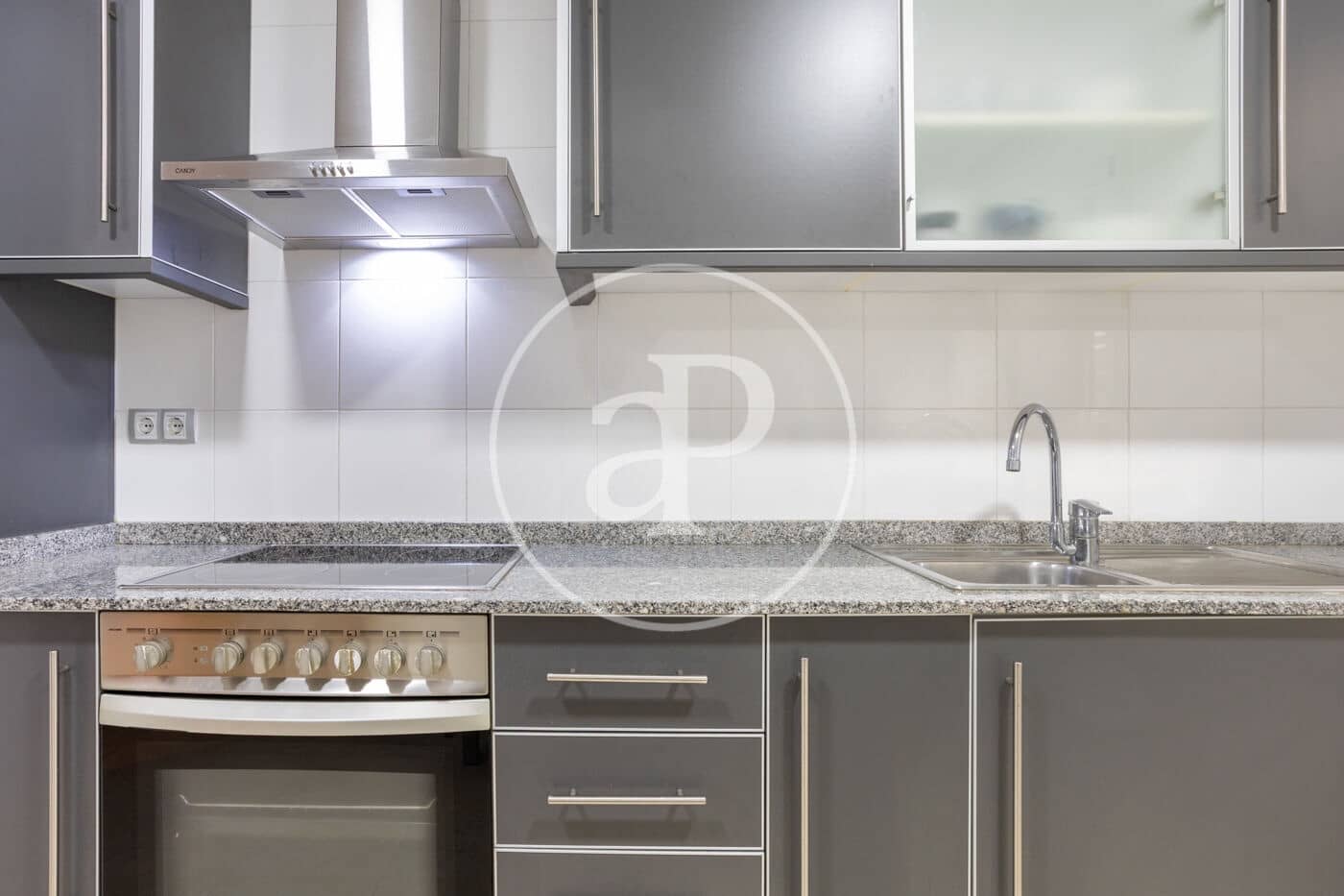 2 makuuhuone Huoneisto vuokrattavana paikassa Paterna mukana uima-altaan 
autotalli - 1 350 € (Ref: 9806542)