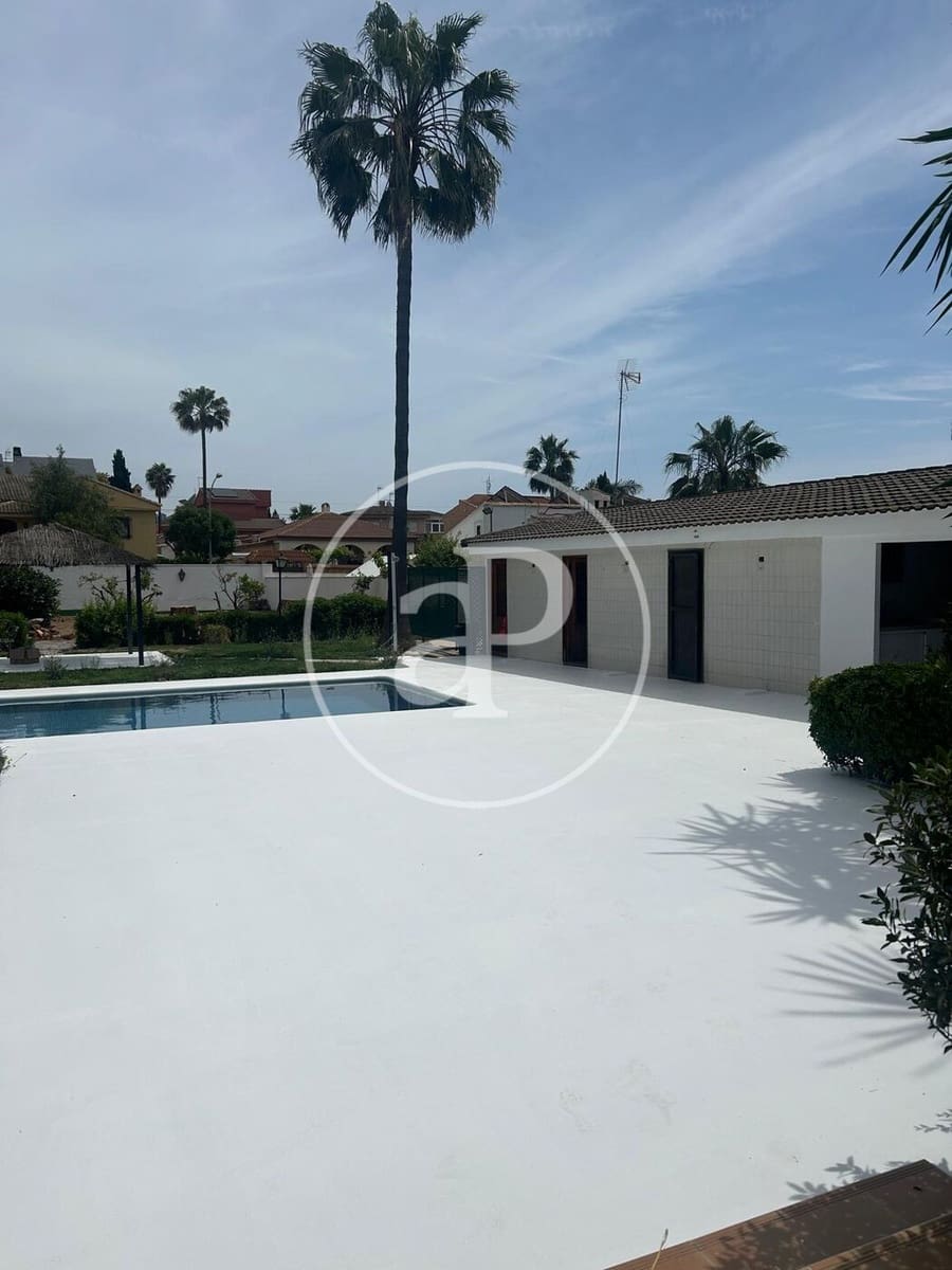 Chalet de 5 habitaciones en L'Eliana en alquiler con piscina - 4.500 € (Ref: 9806545)